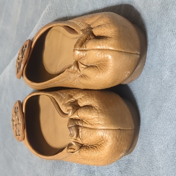 Tory Burch Reva Tumbled Logo Flats size 4.5 - Picture 3 of 10